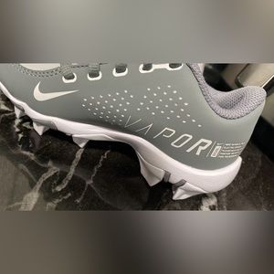 New Nike Vapor Cleats 10c